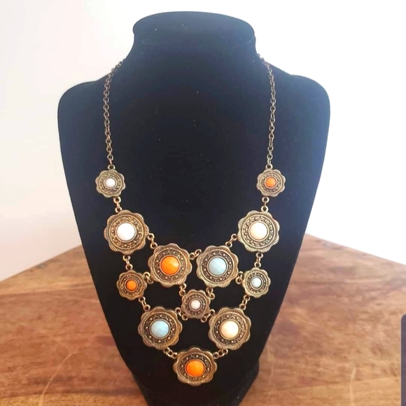 Antique gold looking multi color beaded necklace - Picture 1 of 5